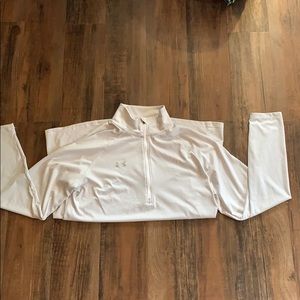Women’s XL Under Armour long sleeve 1/4 zip